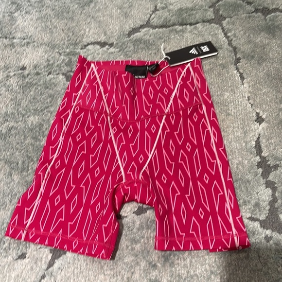 Ivy Park Monogram Short Tights Bold pink - Picture 4 of 7